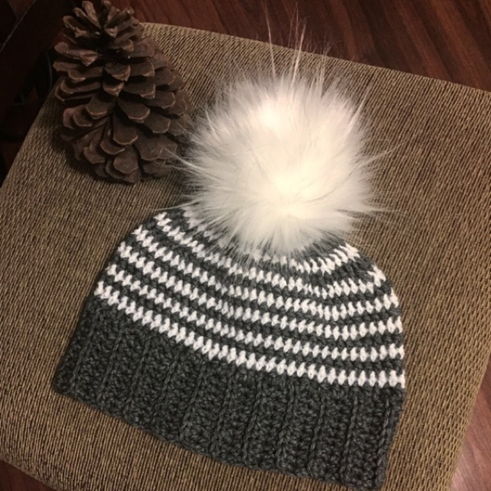 ✨SALE✨So Basic beanie